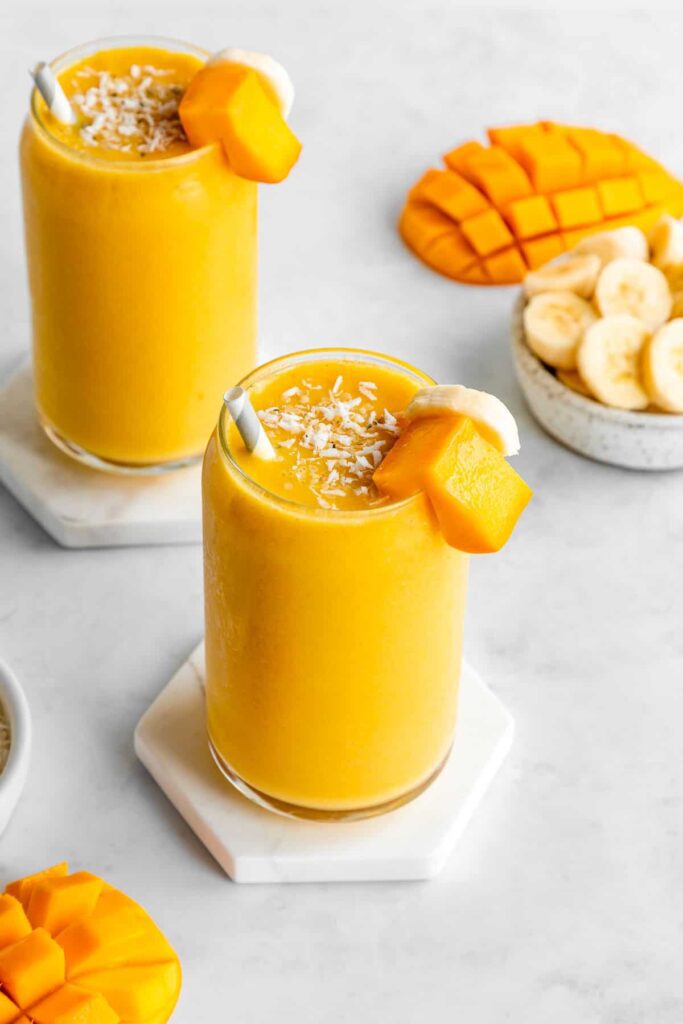 MANGO BANANA SMOOTHIE