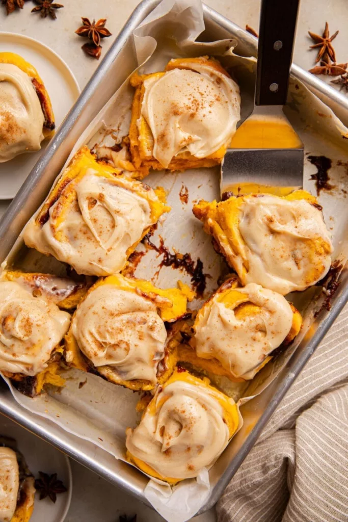 Pumpkin Cinnamon Rolls