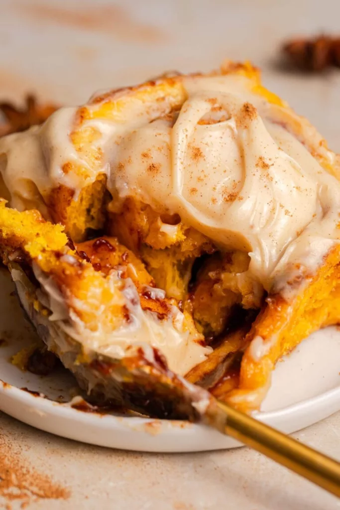 Pumpkin Cinnamon Rolls