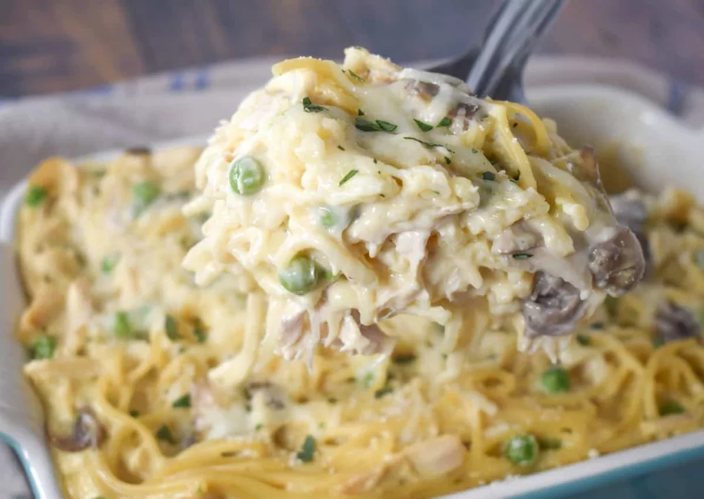 CHICKEN TETRAZZINI