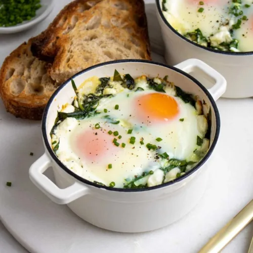 Creamy Spinach Baked Eggs