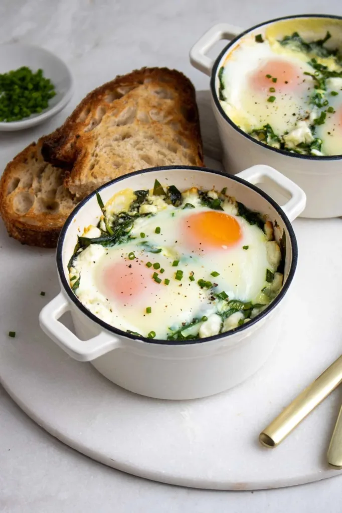 Creamy Spinach Baked Eggs