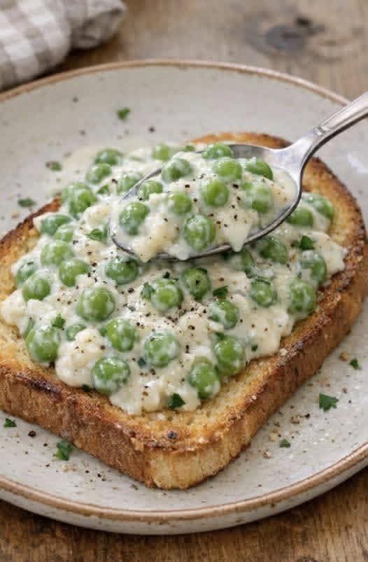 Creamed Peas on Toast: The Simple, Comforting Classic That Feels Like Home
