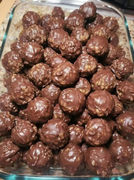 Chocolate Rice Krispie Balls: The Ultimate No-Bake Treat for Every Occasion