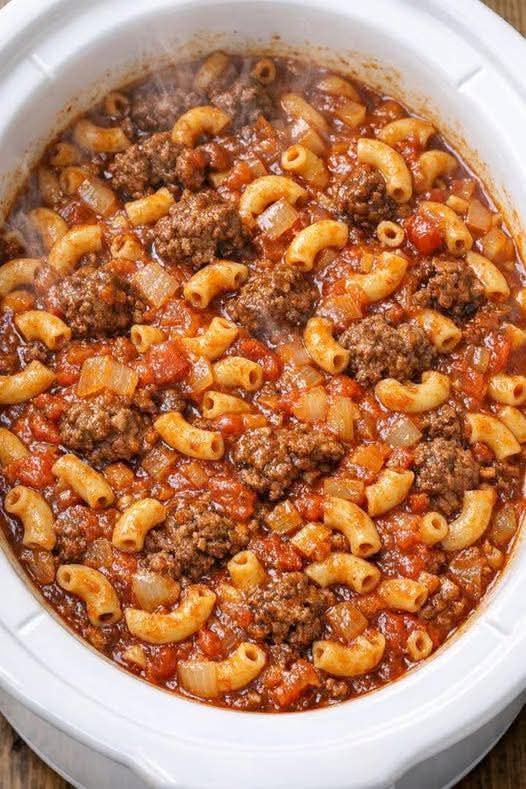 American Goulash: The One-Pot Comfort Food That Feeds a Crowd