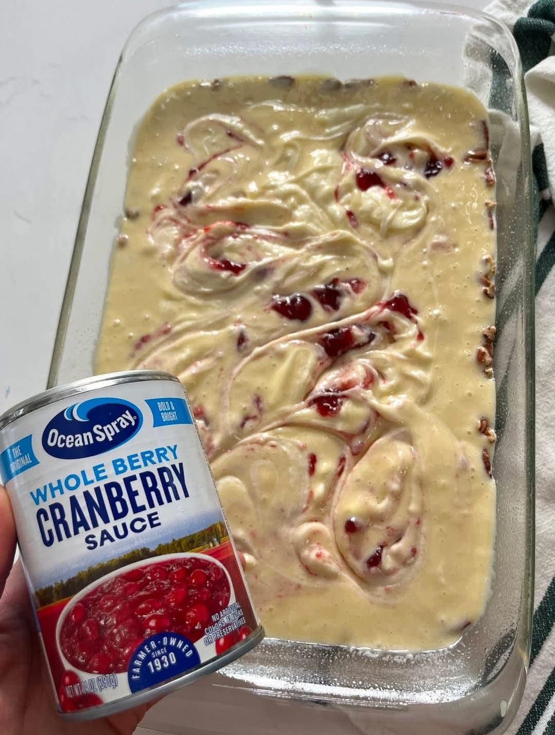 Cranberry Pecan Cream Cheese Bars: A Festive Layered Dessert
