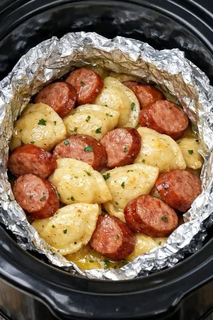 Packet Sausage and Pierogies: The 4‑Ingredient Foil Packet Dinner That’s Pure Comfort