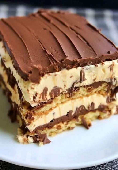 No Bake Peanut Butter Eclair Cake – Creamy, Dreamy, and Dangerously Easy