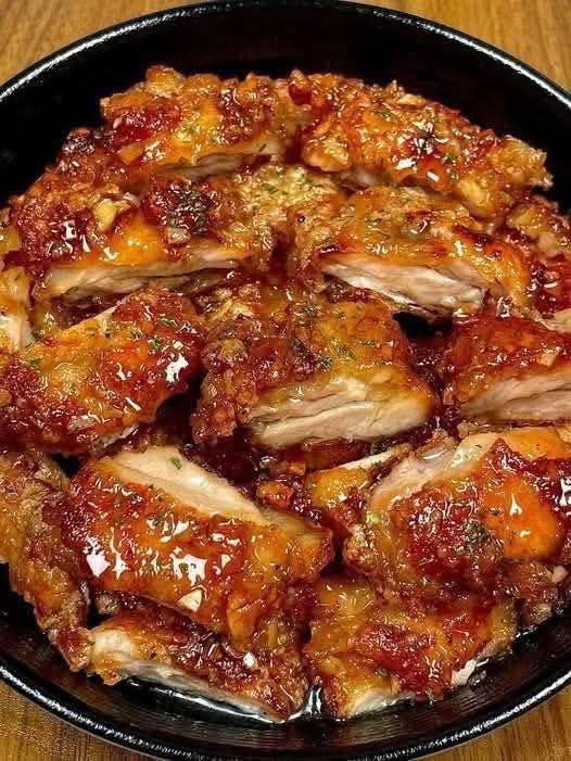 Air Fryer Chicken Thighs: Crispy Skin, Juicy Meat, 20 Minutes