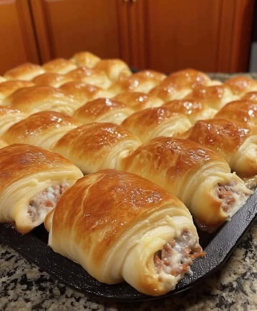 Homemade Sausage and Cheese Croissant Rolls: Flaky, Savory, and Irresistible