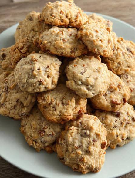 Aunt Betty’s Homestyle German Rocks – A Rustic, Spiced, Old‑World Cookie That Tastes Like a Warm Hug