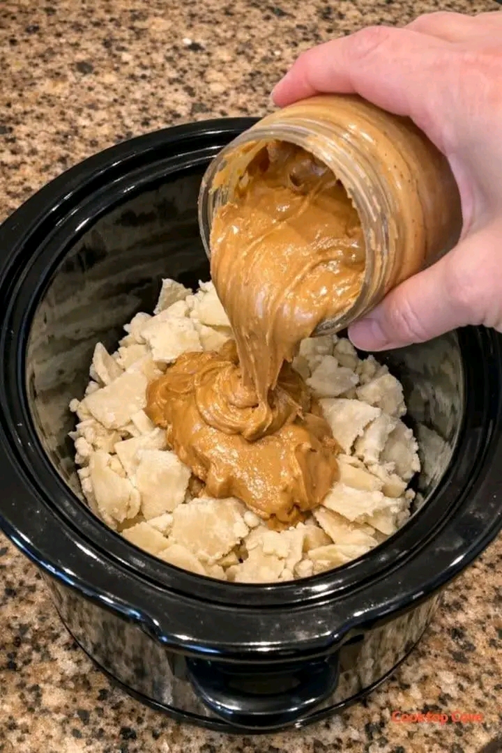 Slow Cooker Peanut Butter Fudge